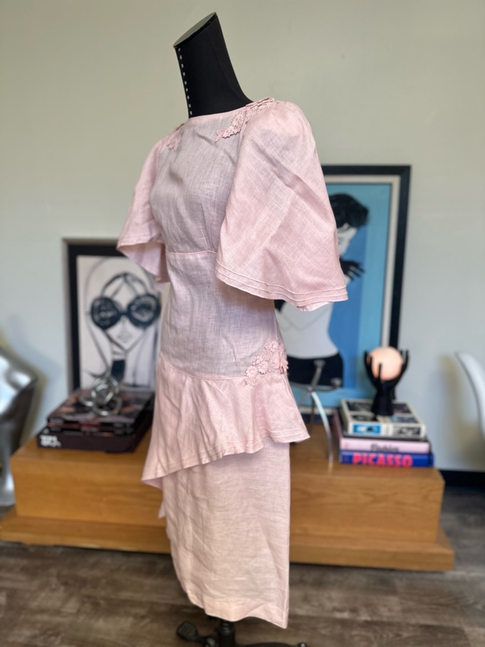 Light Pink Linen Midi Dress with Ruffle Detail - Picture 2 of 8